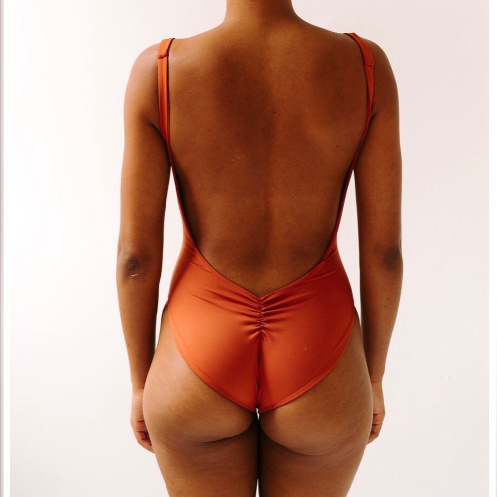 NWT Londre The Minimalist Bathing/bodysuit Small